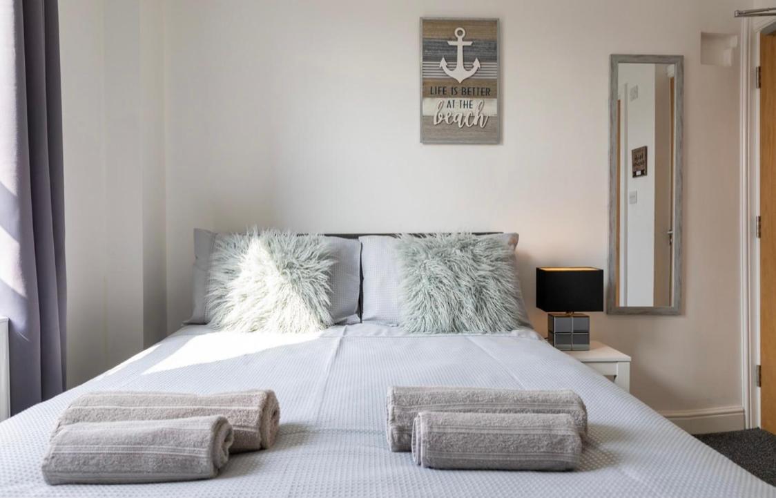 Megs Island Guest House Клиторпс Экстерьер фото